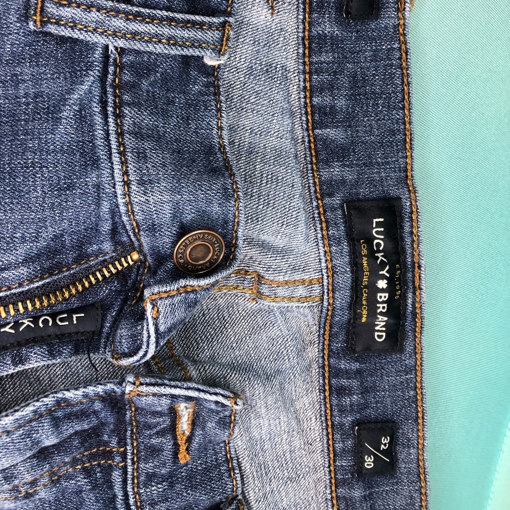 Lucky brand mens jeans 32x30 straight leg